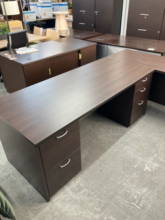 ライオンPLシリーズ 役員家具4点セット 商品画像2