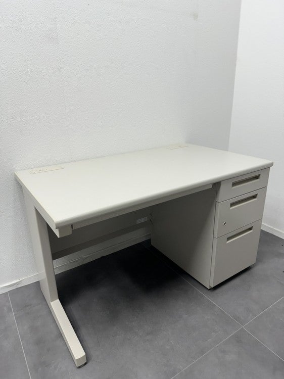 INABA/イナバVDNシリーズ 1200片袖デスク 商品画像1