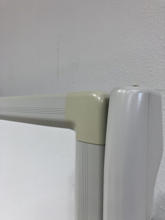 オカムラ1800脚付ホワイトボード 商品画像2