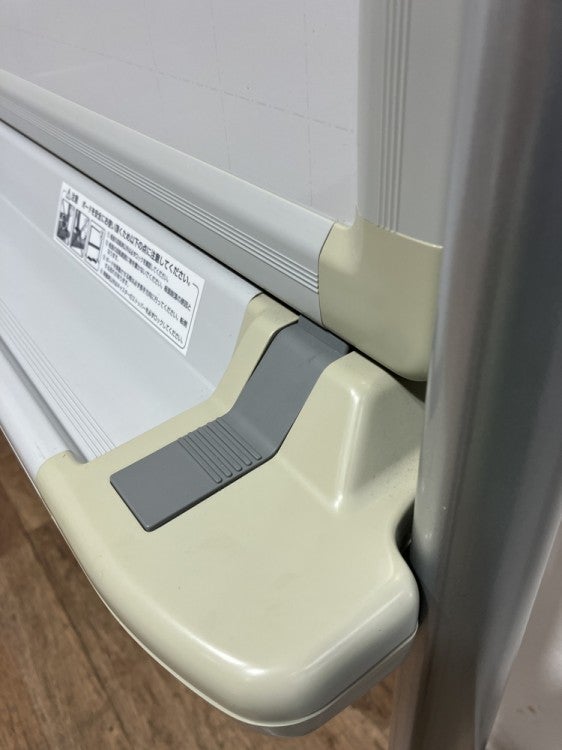 オカムラ1800脚付ホワイトボード 商品画像3