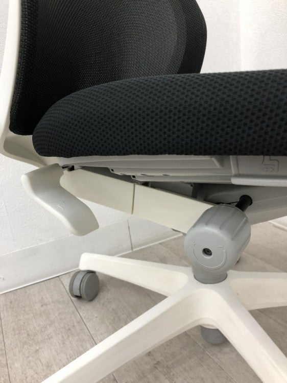 オカムラFluent(フルーエント)チェア フルーエントチェア 商品画像10