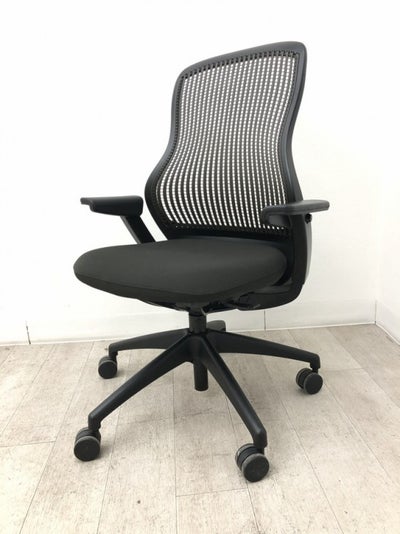 Knoll（ノル/ノール）Generation(ジェネレーション)チェア 可動肘付ジェネレーションチェア 商品画像1