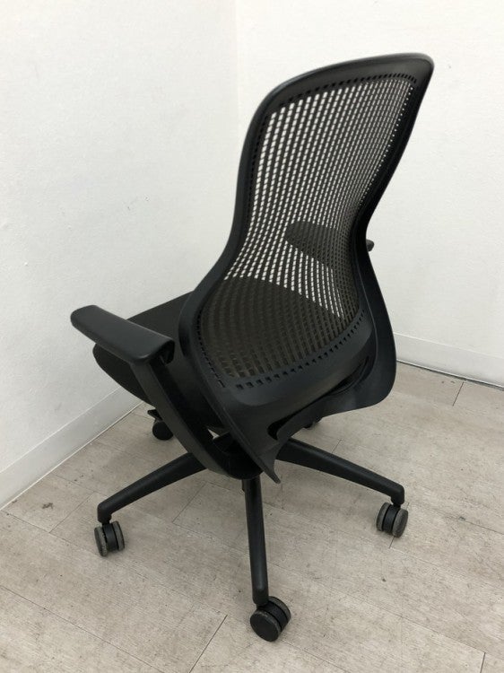 Knoll（ノル/ノール）Generation(ジェネレーション)チェア 可動肘付ジェネレーションチェア 商品画像16