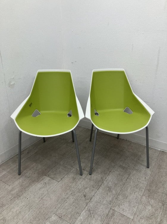 イトーキACTIU DI Chair スタッキングチェア2脚セット 商品画像2