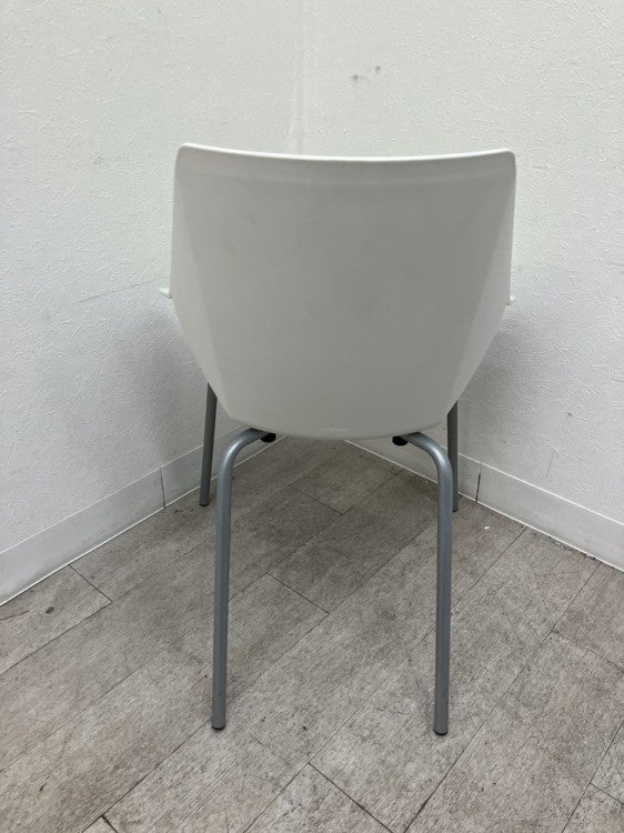 イトーキACTIU DI Chair スタッキングチェア2脚セット 商品画像7