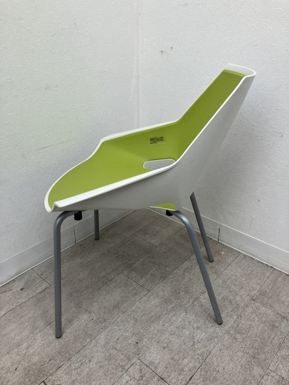 イトーキACTIU DI Chair スタッキングチェア2脚セット 商品画像9