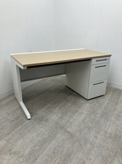 イトーキCZRシリーズ 1400片袖デスク 商品画像1