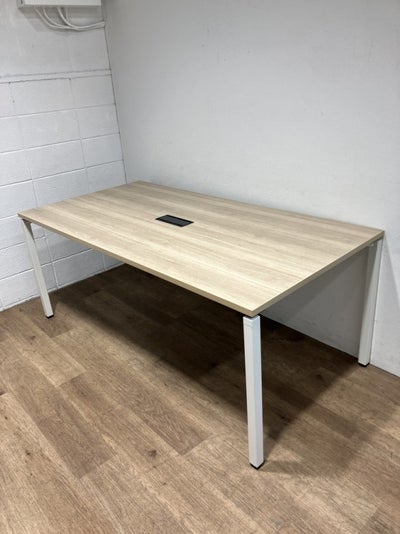 ナイキミーティングテーブル 商品画像1