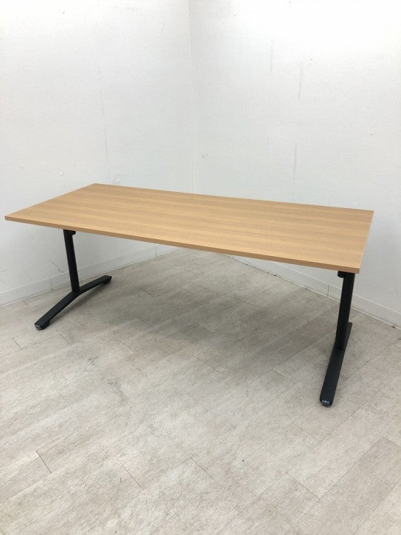 コクヨfrip top(フリップトップ)シリーズ 1800フラップテーブル 商品画像1
