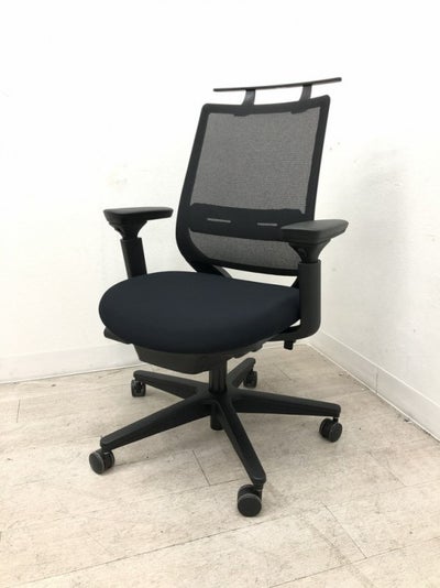コクヨMitra2（ミトラ2）チェア 可動肘付ミトラ2チェア　 商品画像1