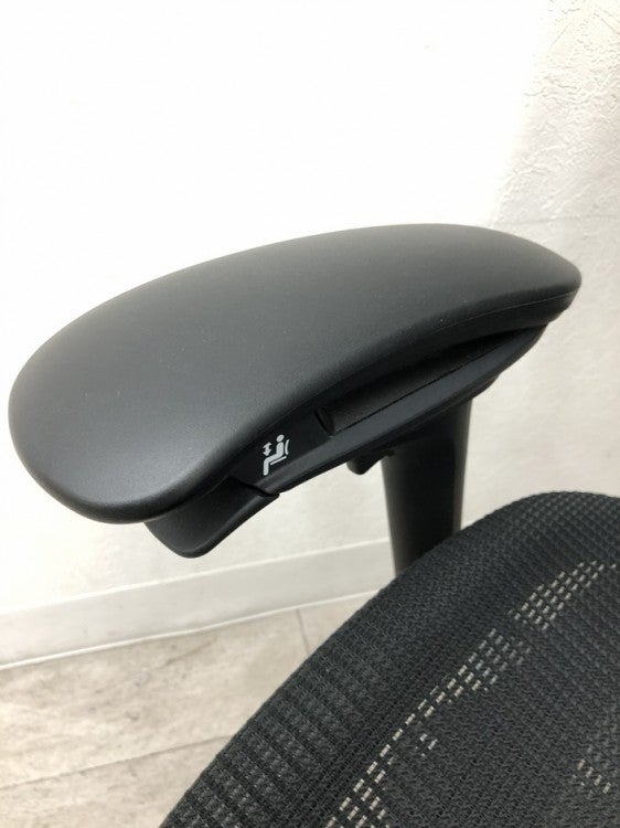 オカムラContessa seconda(コンテッサセコンダ)シリーズ 可動肘付コンテッサセコンダチェア 商品画像9