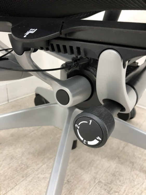オカムラContessa seconda(コンテッサセコンダ)シリーズ 可動肘付コンテッサセコンダチェア 商品画像14