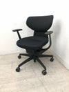 コクヨing(イング)チェア 固定肘付イングチェア 商品画像1