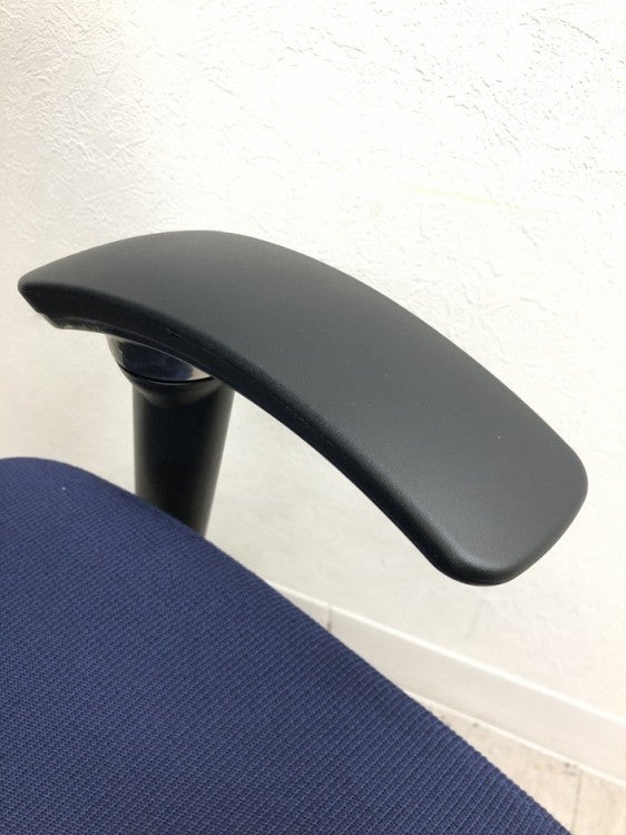 オカムラBaron(バロン)チェア 可動肘付バロンチェア 商品画像10