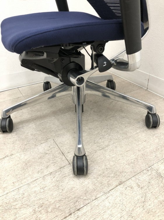 オカムラBaron(バロン)チェア 可動肘付バロンチェア 商品画像16