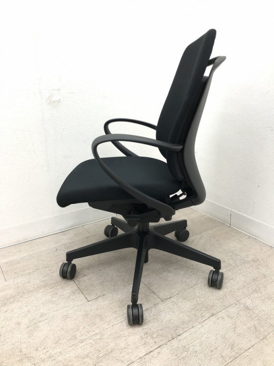イトーキfulgo(フルゴ)チェア 固定肘付フルゴチェア 商品画像3