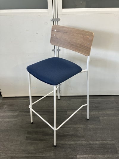 コクヨPlocka（プロッカ）シリーズ ハイチェア 商品画像1