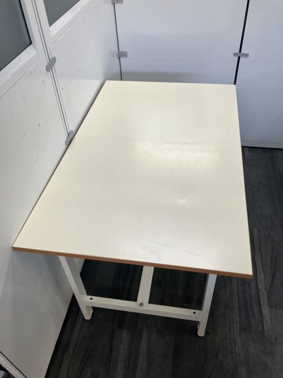 サカエ作業台 商品画像2