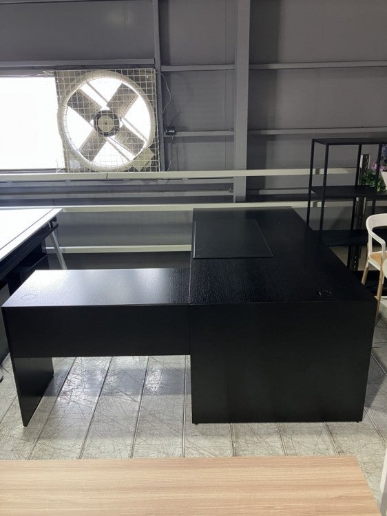 Cassina ixc.（カッシーナ・イクスシー）エアフレームシリーズ L型エグゼクティブデスク 商品画像3