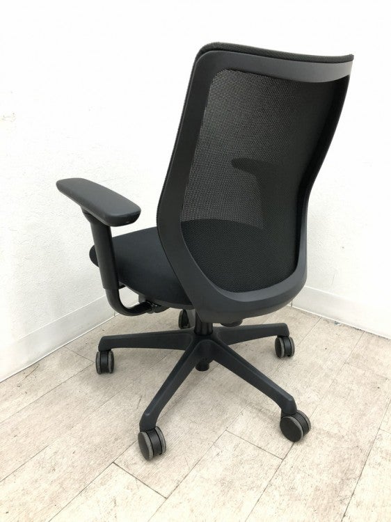 オカムラCG-M(シージーエム)シリーズ 可動肘付CG-Mチェア 商品画像10