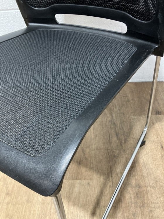コクヨカラベル（Caravel）シリーズ スタッキングチェア 商品画像3