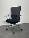コクヨフォスター（FOSTER）シリーズ 肘付フォスターチェア 商品画像1