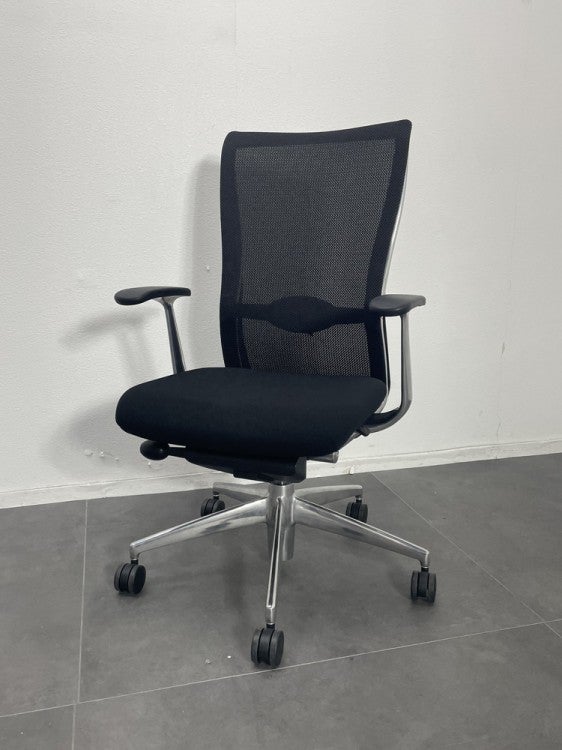 コクヨフォスター（FOSTER）シリーズ 肘付フォスターチェア 商品画像1