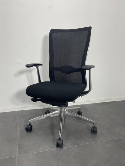 コクヨフォスター（FOSTER）シリーズ 肘付フォスターチェア 商品画像1