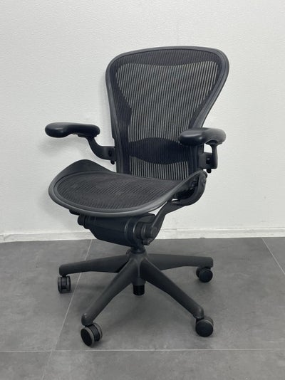 HermanMiller（ハーマンミラー）アーロンチェア アーロンチェア 商品画像1