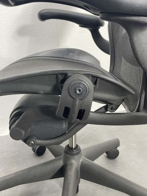 HermanMiller（ハーマンミラー）アーロンチェア アーロンチェア 商品画像8