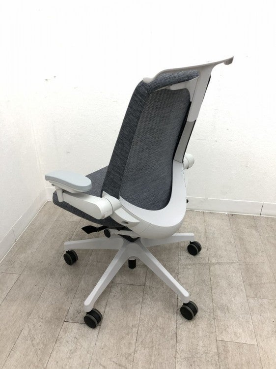 イトーキノート(nort)チェア 可動肘付ノートチェア 商品画像11