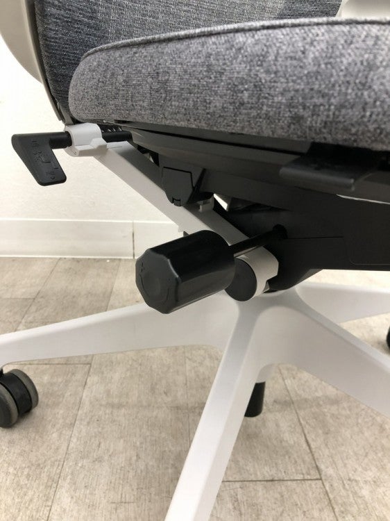 イトーキノート(nort)チェア 可動肘付ノートチェア 商品画像14
