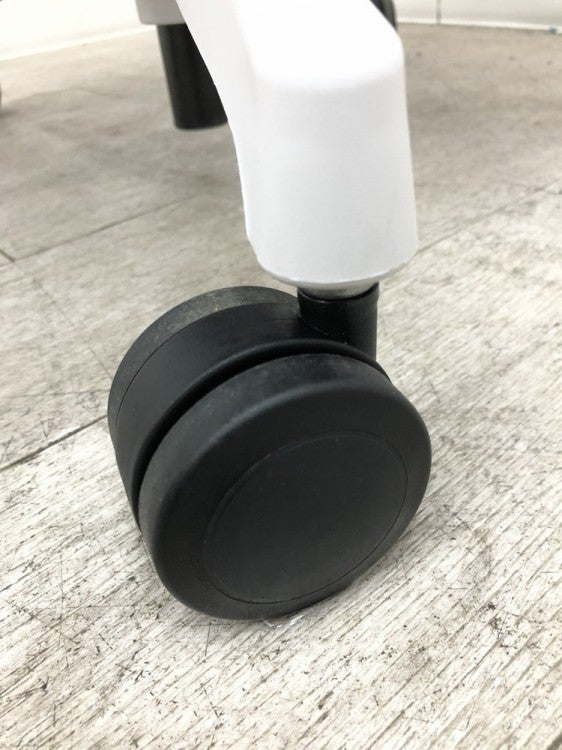 イトーキノート(nort)チェア 可動肘付ノートチェア 商品画像15