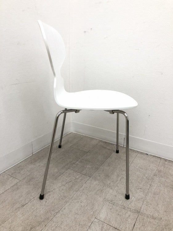 フリッツ・ハンセン(Fritz Hansen)アントチェア（アリンコチェア） スタッキングチェア 商品画像3