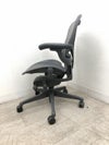 HermanMiller（ハーマンミラー）アーロンチェア 可動肘付アーロンチェア 商品画像3