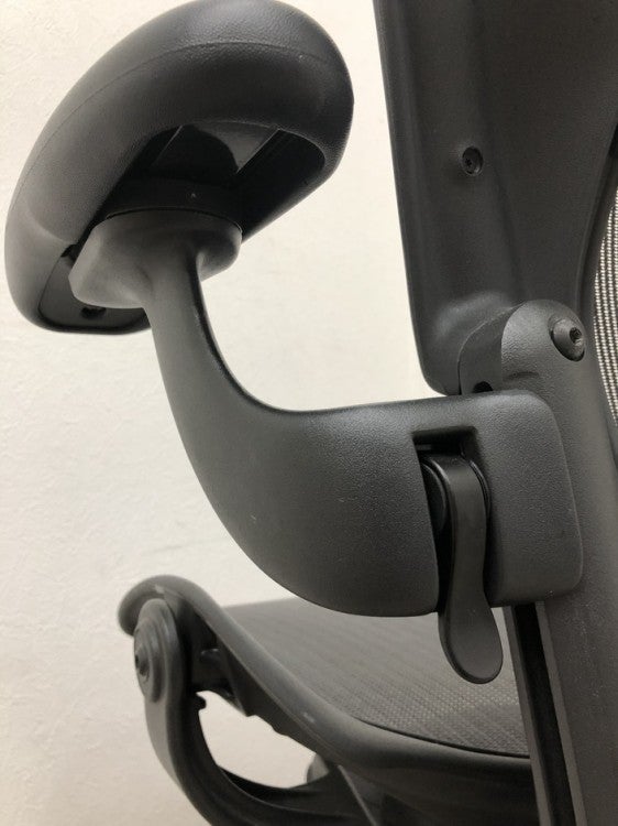 HermanMiller（ハーマンミラー）アーロンチェア 可動肘付アーロンチェア 商品画像10