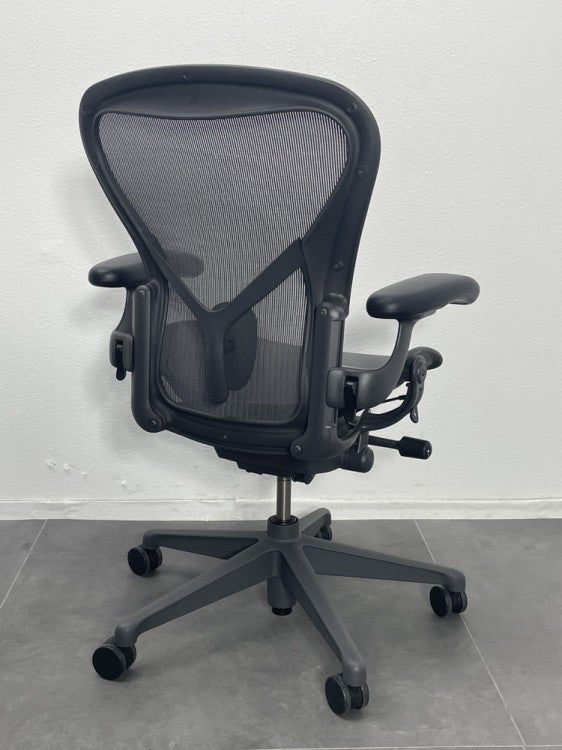 HermanMiller（ハーマンミラー）アーロンチェア アーロンチェア リマスタード 商品画像3
