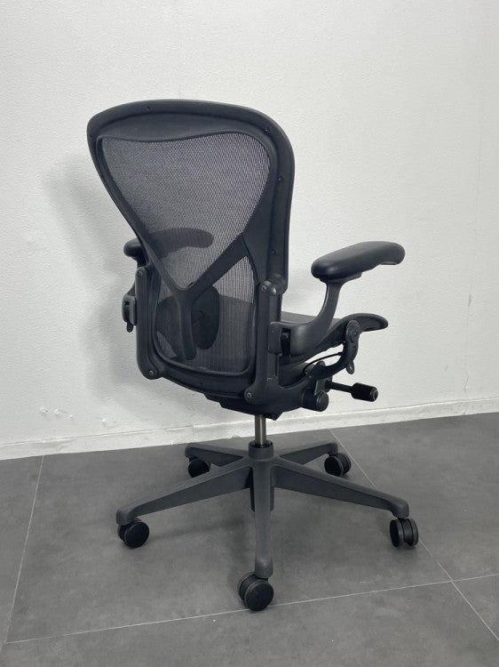HermanMiller（ハーマンミラー）アーロンチェア アーロンチェア リマスタード 商品画像3