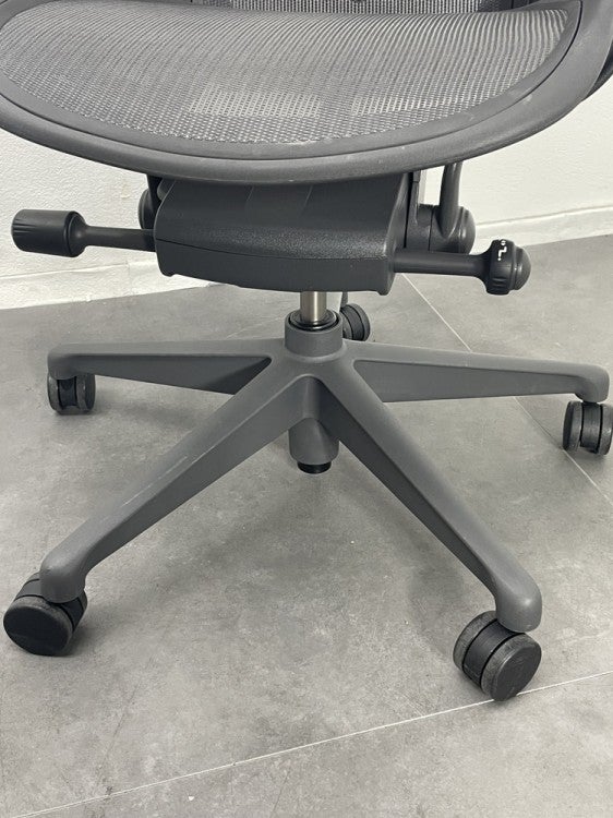 HermanMiller（ハーマンミラー）アーロンチェア アーロンチェア リマスタード 商品画像12