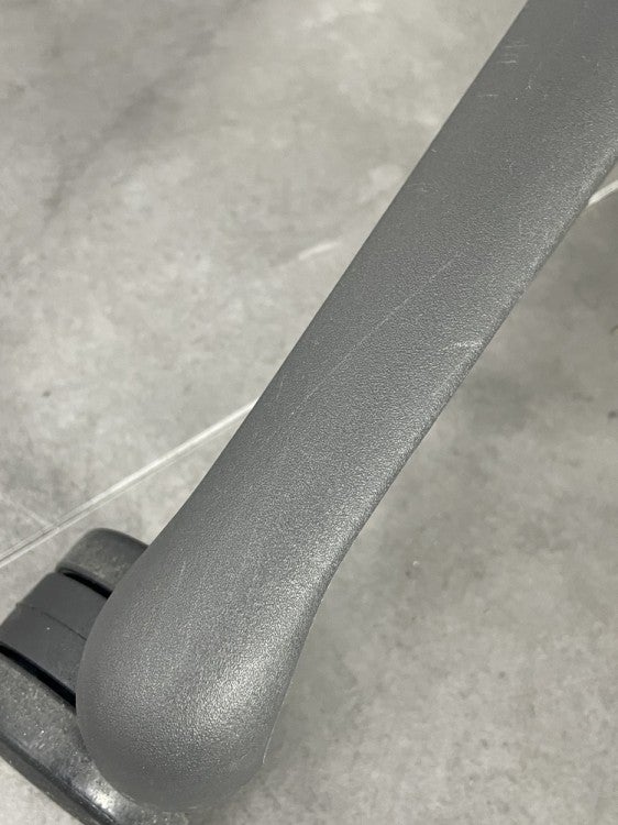 HermanMiller（ハーマンミラー）アーロンチェア アーロンチェア リマスタード 商品画像16