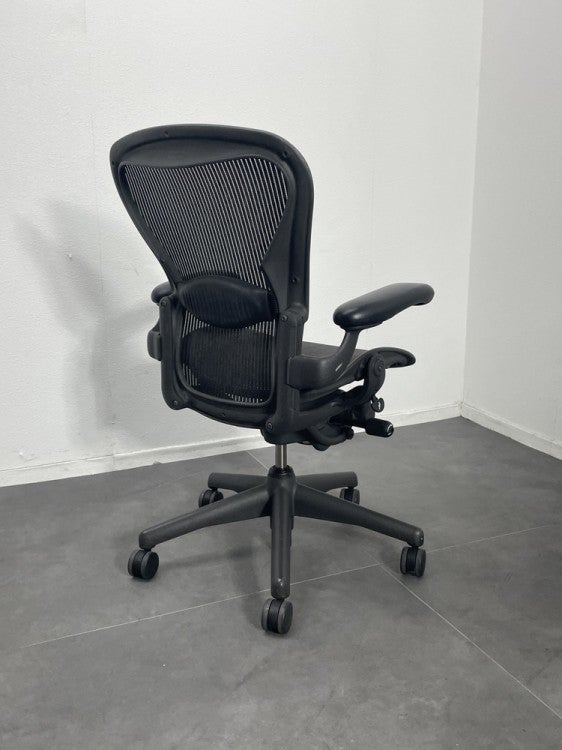 HermanMiller（ハーマンミラー）アーロンチェア アーロンチェア 商品画像3