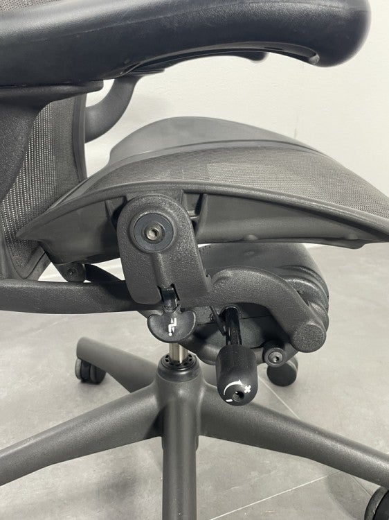 HermanMiller（ハーマンミラー）アーロンチェア アーロンチェア 商品画像9