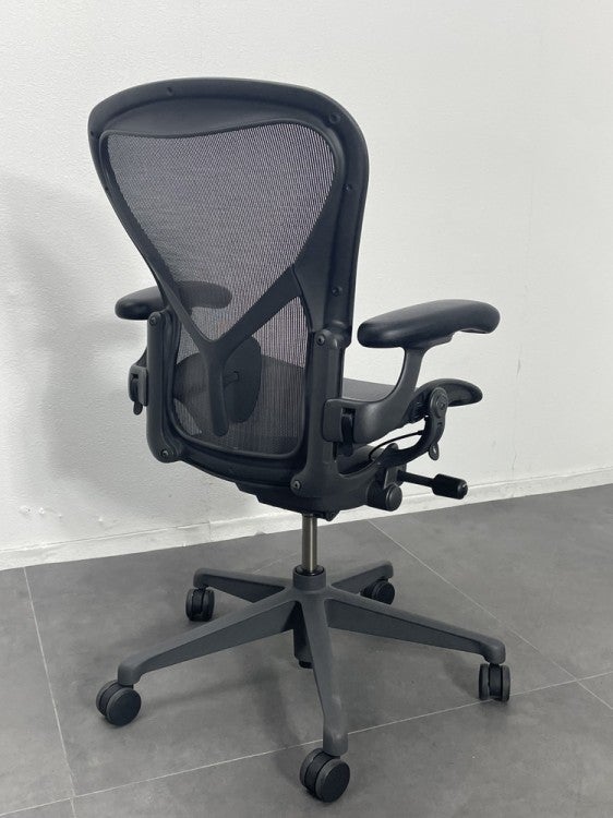 HermanMiller（ハーマンミラー）アーロンチェア アーロンチェア リマスタード 商品画像3