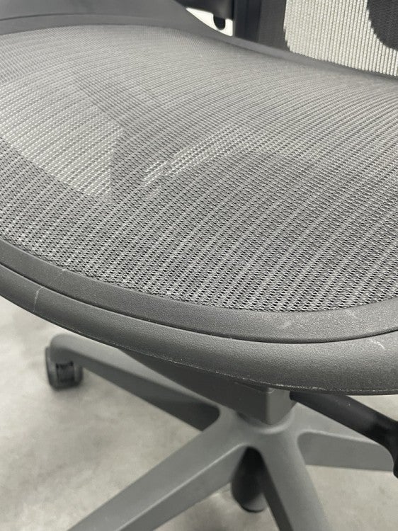 HermanMiller（ハーマンミラー）アーロンチェア アーロンチェア リマスタード 商品画像14