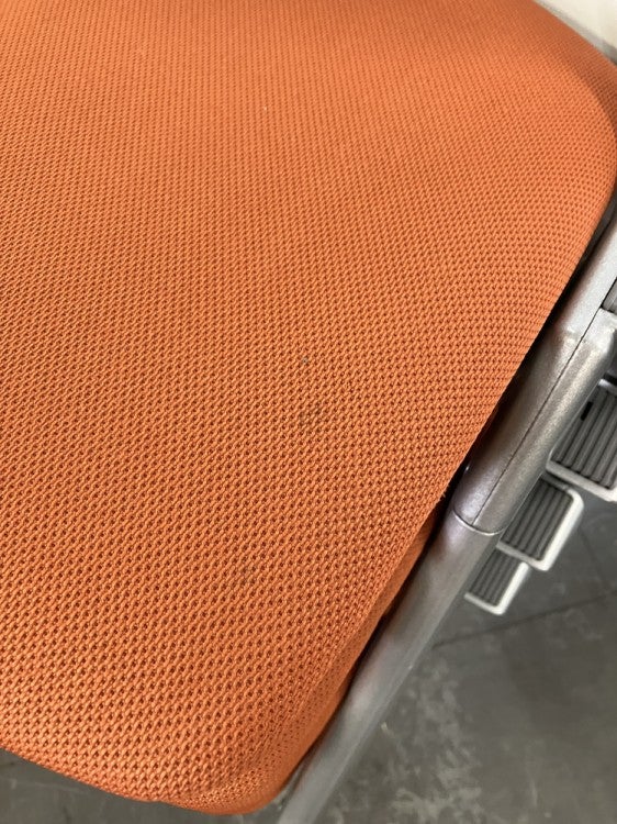 ウチダ（内田洋行）FM-320シリーズ スタッキングチェア 商品画像8