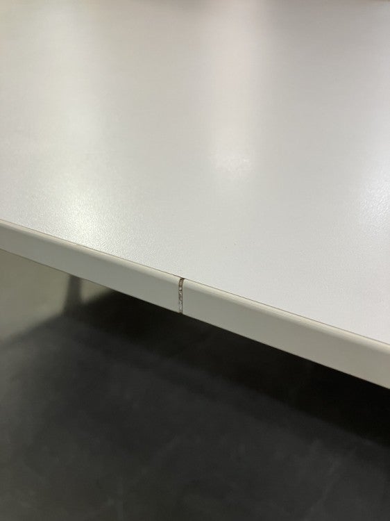 イトーキDDシリーズ 2400ミーティングテーブル 商品画像11