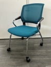 コクヨSaterite(サテリテ)シリーズ  ネスティングチェア 商品画像1