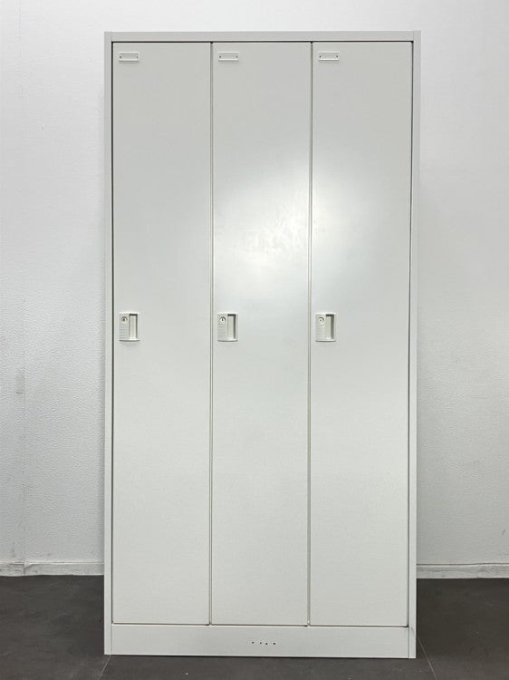 オカムラFZタイプシリーズ 3人用ロッカー 商品画像13