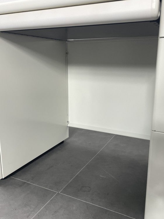 プラスLAシリーズ 1400両袖デスク 商品画像6