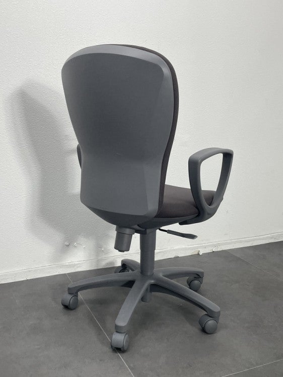 コクヨレグノ2（LEGNO2）チェア 肘付レグノ2チェア 商品画像3